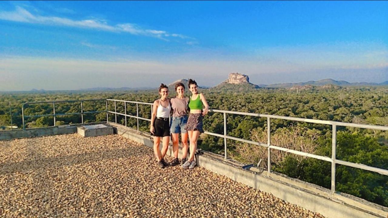 Sigiriya Rastha Hostel Exterior photo