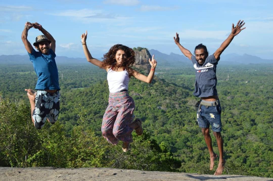 Sigiriya Rastha Hostel Exterior photo