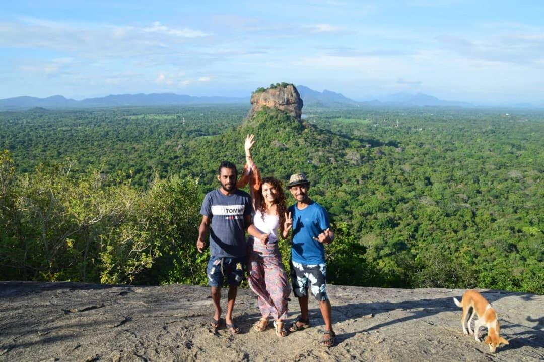 Sigiriya Rastha Hostel Exterior photo